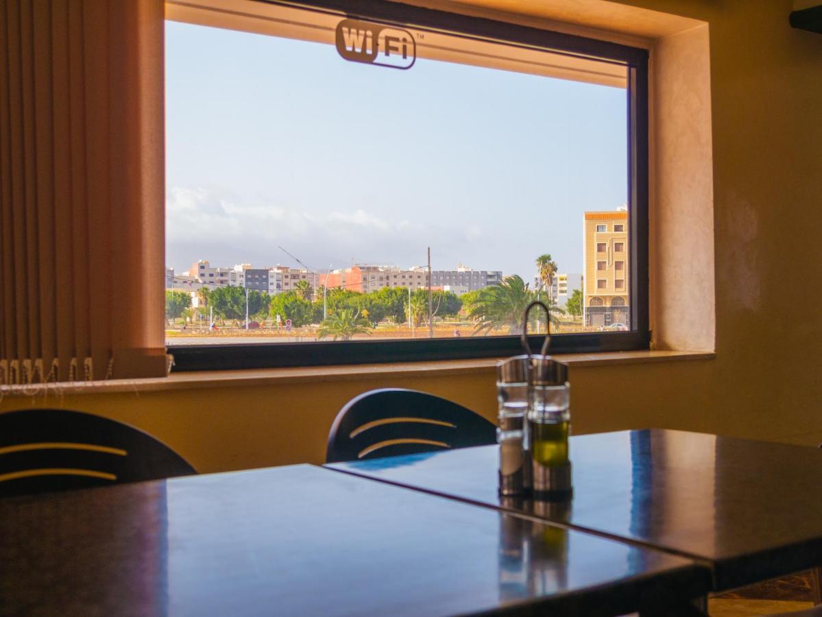 Hotel L'Aéroport Nador Extérieur photo